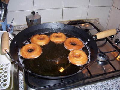 Anellini fritti al cacao