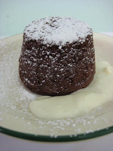 Un delizioso dessert: Pudding al cioccolato