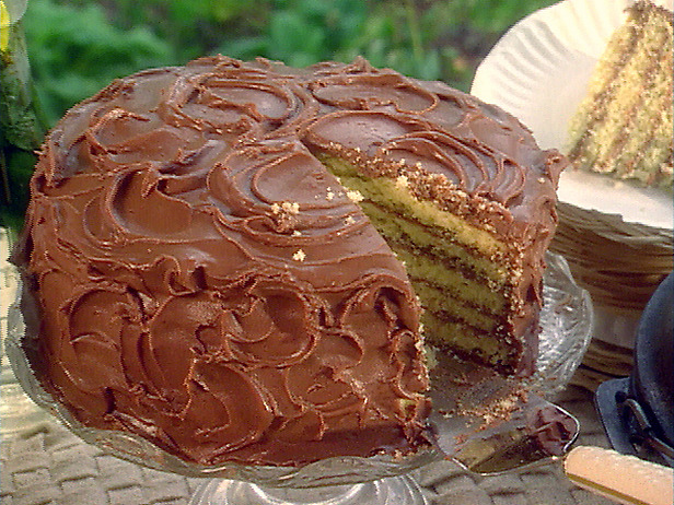 Torta di patate con nocciole e cioccolato