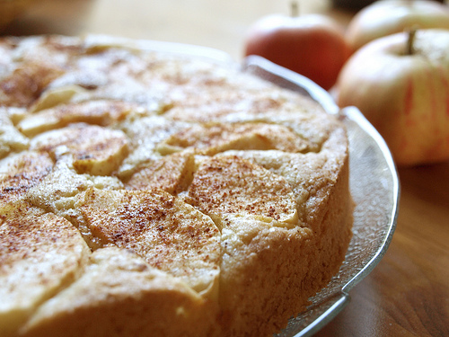 Una torta di mele senza latte