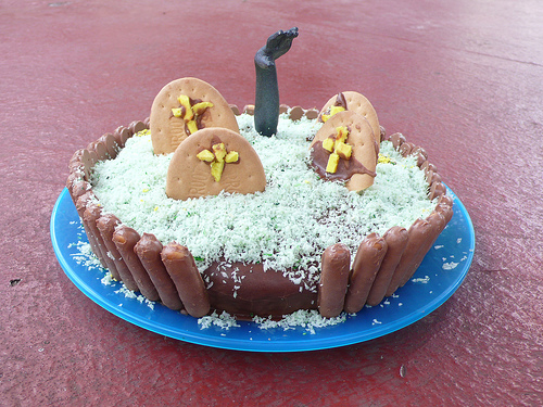 La graveyard cake, una torta decorata per halloween
