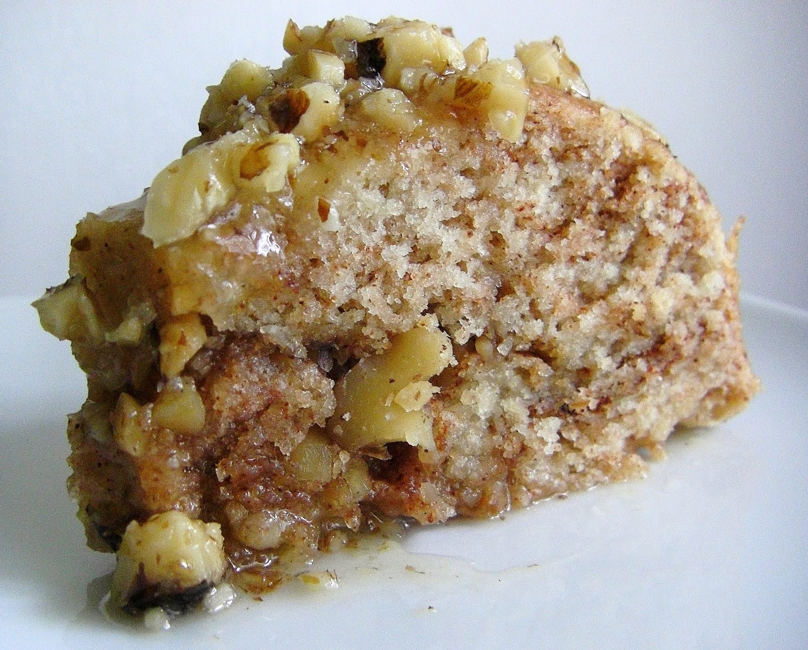 Torta di noci alla cannella