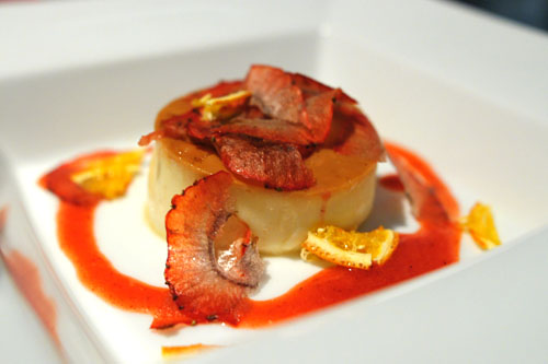 Creme Caramel con salsa di fragole