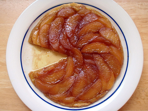 Una torta veloce senza uova, la tarte tatin