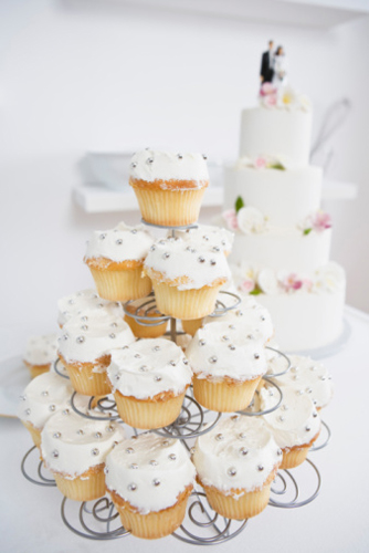 Torte nuziali di muffin e cupcake