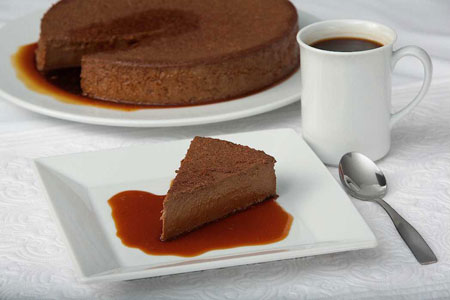 Flan al cioccolato e noci