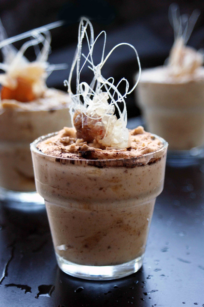 Mousse al cocco con zucchero di canna