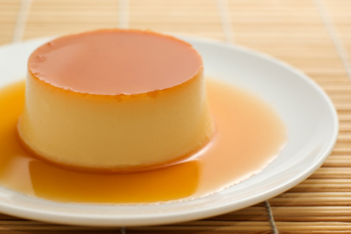 dessert cucchiaio creme caramel