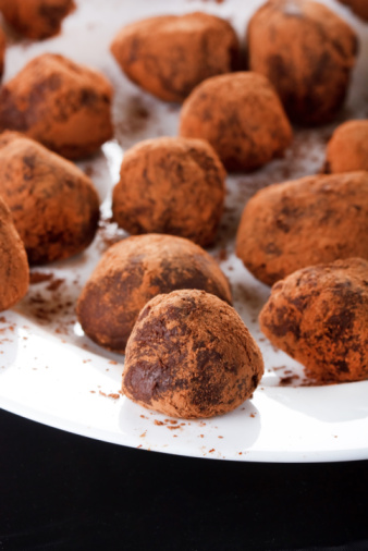 Dolci bimby, i tartufi al cioccolato senza latte