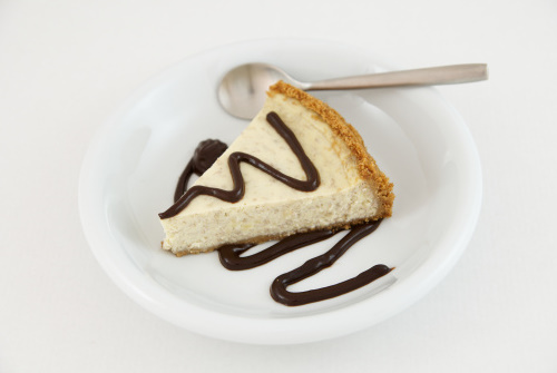 Torta di pastafrolla con cacao e budino al mascarpone