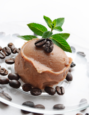 Dolci estivi, il gelato allo yogurt e caffè