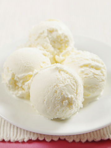 gelato, vaniglia, dolci estivi gelato ricotta vaniglia