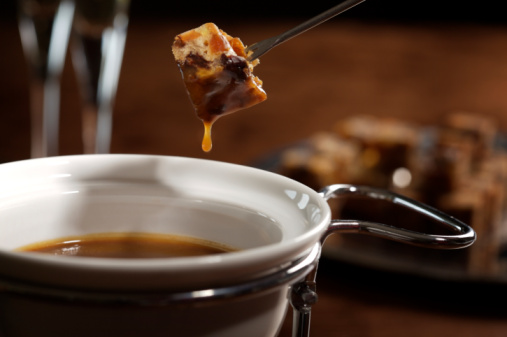 fonduta cioccolato pan di spagna