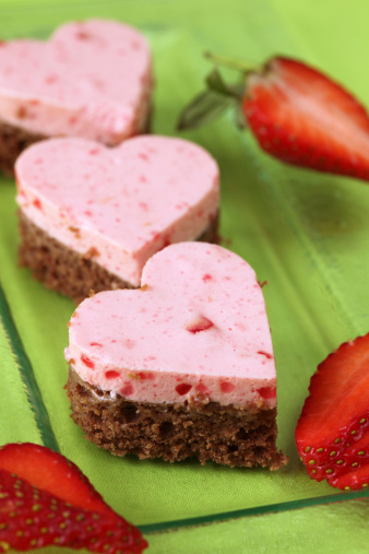 Cuori cioccolato mousse fragole san valentino