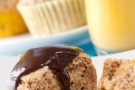 I muffin al cioccolato ed albicocche sciroppate I muffin al cioccolato ed albicocche sciroppate