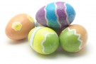 Uova di cioccolato decorate per Pasqua