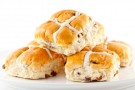 Gli hot cross buns di Donna Hay, ovvero i panini pasquali