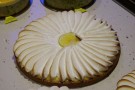 Torta al limone con meringhe per la festa della donna