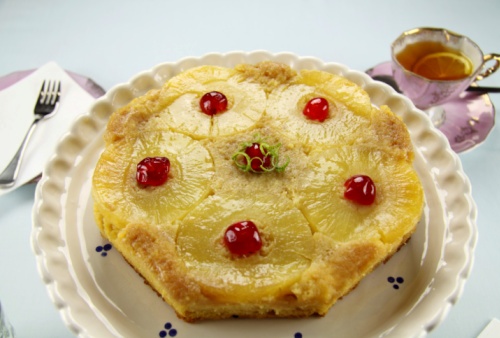 Torta ananas sciroppato ciliegine