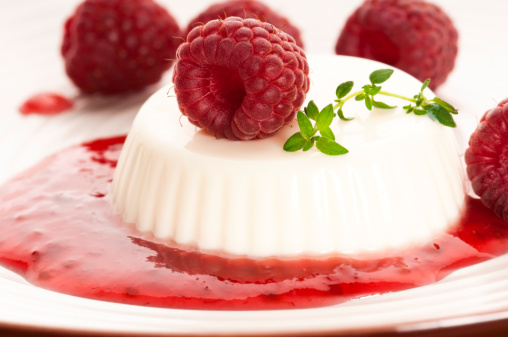 panna cotta lamponi