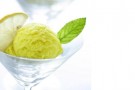 Sorbetto con cetrioli frullati e yogurt