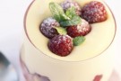 Tiramisù ai lamponi nel bicchiere Tiramisù ai lamponi nel bicchiere