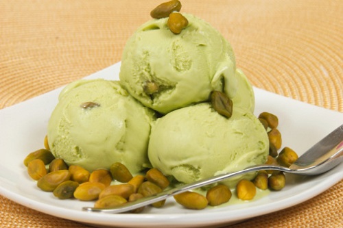 pistacchio, Coppa gelato pistacchio cioccolato fondente ferragosto