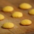 I biscotti al limone friabili e gustosi