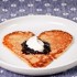 Pancake con composta di mirtilli e panna acida per San Valentino