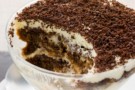 Tiramisù al caffè e gocce di cioccolato
