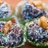 Bon bon al cioccolato con colomba pasquale