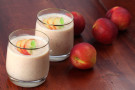 Frullato alle pesche e yogurt Frullato alle pesche e yogurt