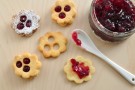 Biscotti con marmellata di ciliegie senza zucchero Biscotti con marmellata di ciliegie senza zucchero