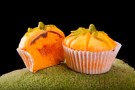 Muffin alla zucca con cuore di marmellata per Halloween