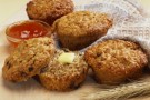 Muffin integrali con cuore di marmellata di albicocche