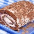 Rotolo al cioccolato con panna e amarene