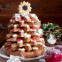Pandoro farcito con crema pasticcera e panna