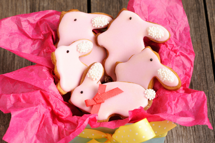 4 biscotti di pasqua decorati con pasta di zucchero FOTO