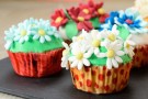 7 cupcake decorati con fiori FOTO