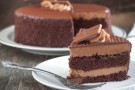 Torta al cacao con mousse al cioccolato