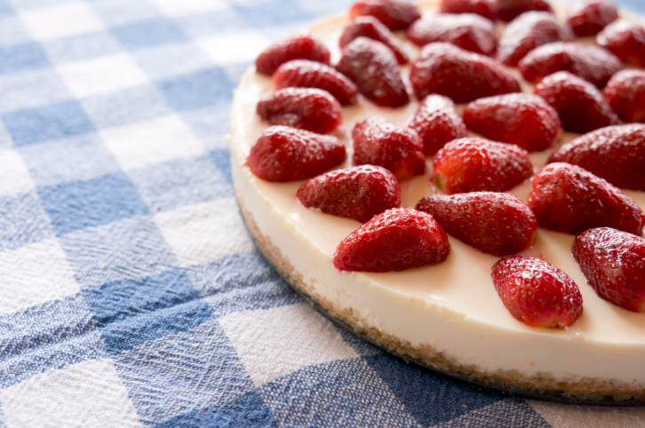 Cheesecake fredda fragole philadelphia per la Festa della mamma