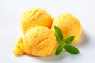 Gelato veloce con mango e pesche