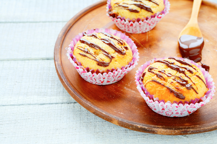 Muffin al limone e yogurt con caramello