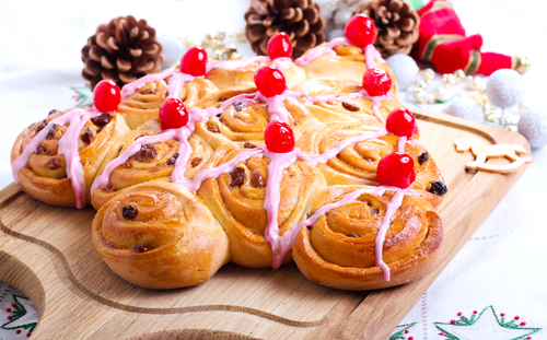 Albero di Natale di torta di rose