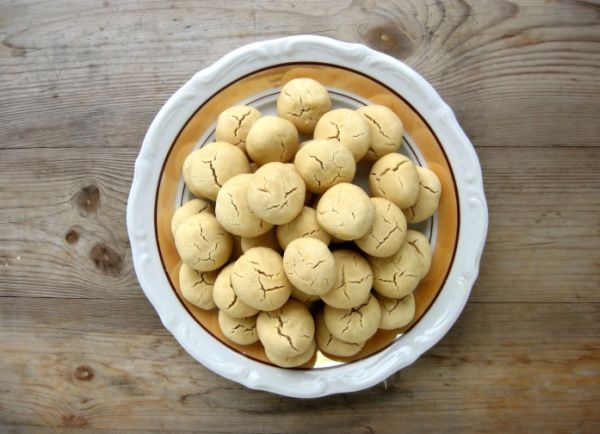 Biscotti con farina di riso e miele