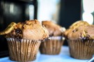 Muffin con banana e noci Muffin con banana e noci
