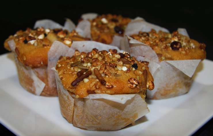 Muffin con muesli e gocce di cioccolato