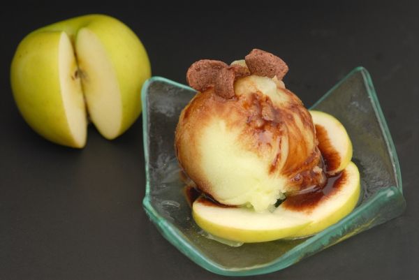 Gelato apple pie Guido Martinetti