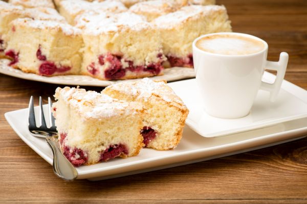 Torta alle ciliegie e latte di cocco