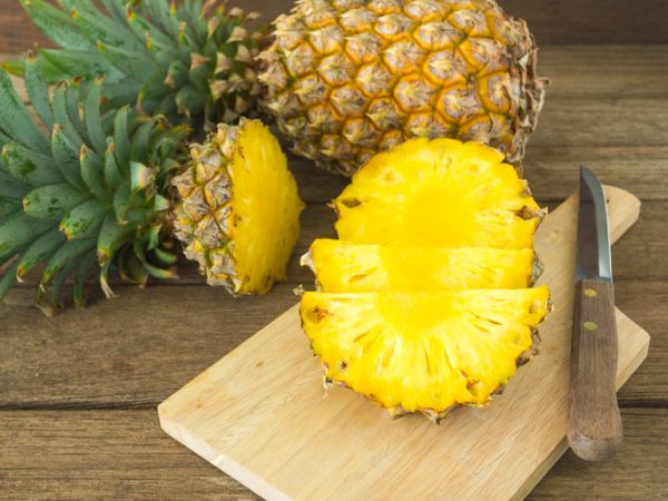 fruttata esotica, mousse di ananas con due ingredienti